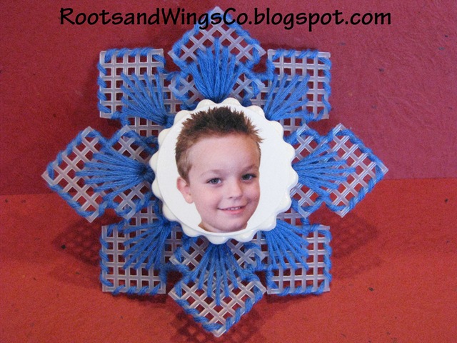 [Blue Snowflake ornament with picture[3].jpg]