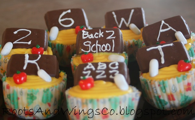 [back to school cupcakes[7].jpg]