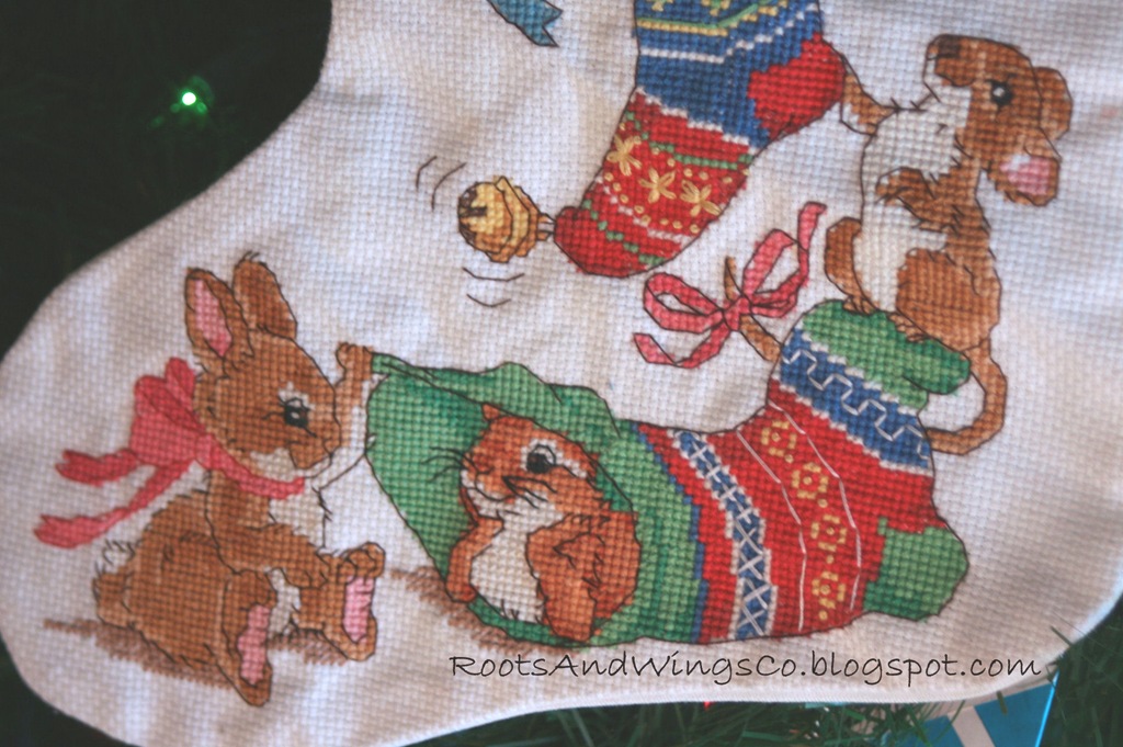 [cross stitched christmas stocking[8].jpg]