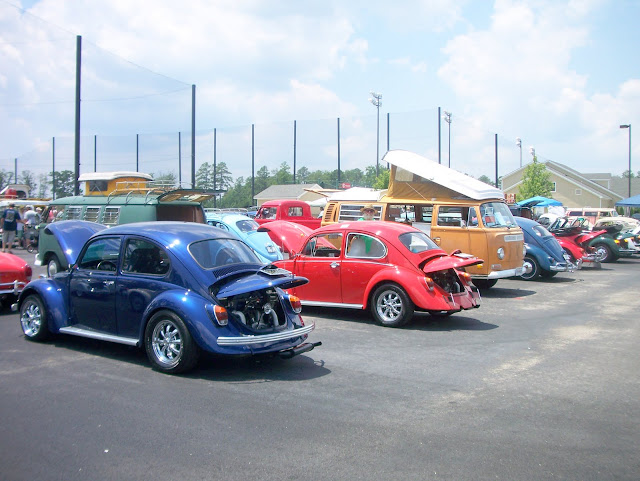 Image may have been reduced in size. Click image to view fullscreen.
