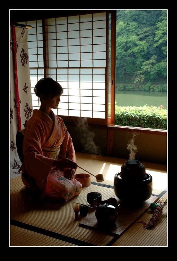 [Kyoto_Tea_Time_by_tensai_riot[3].jpg]