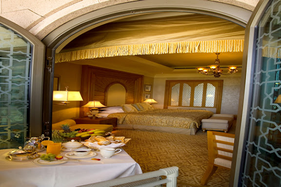 Emirates-Palace-Hotel-Abu-Dhabi-Room-Terrace.jpg