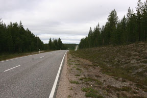 Maantienvartta fillarilla