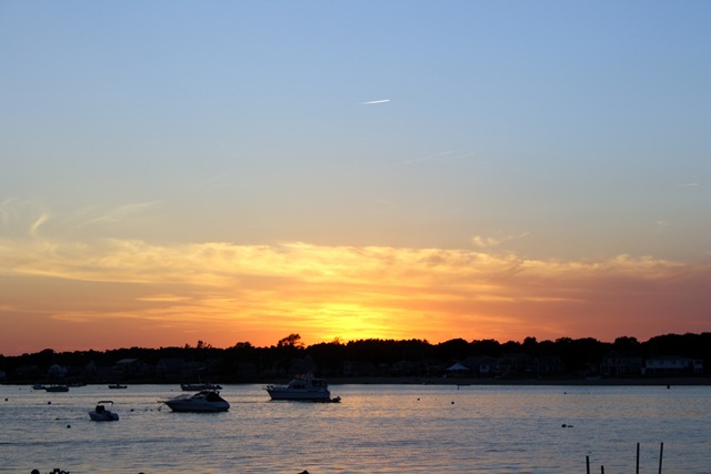 [beachsunset3.jpg]