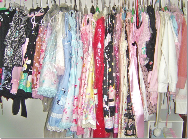 thea wardrobe