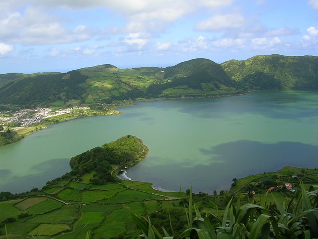 [Holidays (14)[6].jpg]