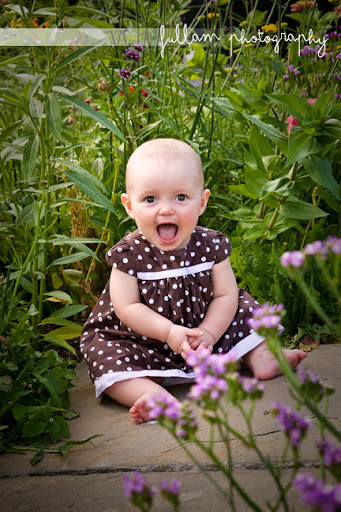  :: Amaya Grace | 6 Months :: Amaya, her mommy, her daddy and I played in the park to celebrate the big 6 months!