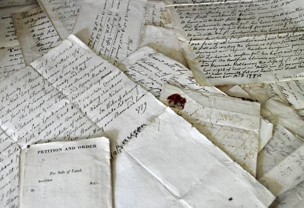 [Lloyd Manor accounting room bureau documents[6].jpg]