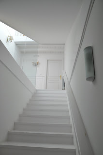 Escalera de acceso a las habitaciones superiores