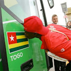 Attaque contre le bus de l’équipe du Togo : les joueurs pourraient quitter l’Angola, selon Adebayor