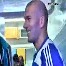 Reportage sur Canal + sur Zinedine Zidane en Algerie pour le match Algerie 82 – France 98