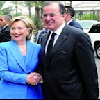 Les États-Unis appuient la “solution” de Mohammed VI au Sahara occidental Quand Clinton flirte avec le Maroc