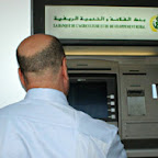 Plus que la moitié des 9 millions de cartes de paiement électronique ne sont pas utilisées 2.8 millions de cartes de paiements d’Algérie Poste hors service