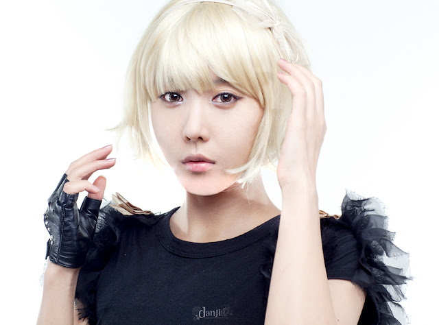 Heo Yun Mi