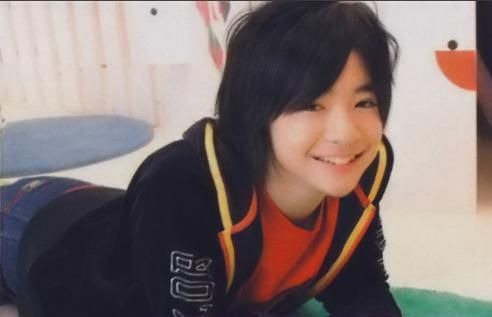 [yuuri_chinen-200904141411312[4].jpg]