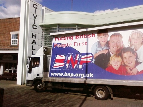 [Truth Truck at Bedworth civic hall[4].jpg]