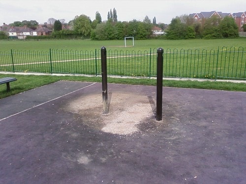 [Playground See-Saw[4].jpg]