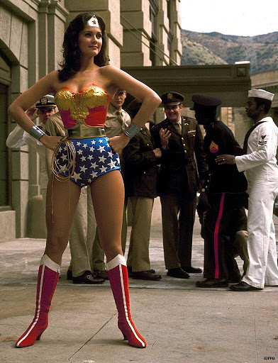 wonder-woman-soldiers-%21.jpg