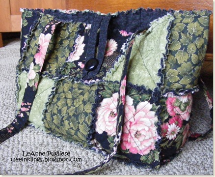 This little rag quilt purse is