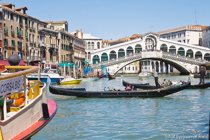 Италия, Венеция, вид на мост Риальто