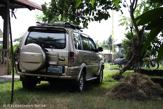 Random Shots | Photo by: Kelvin Servigon Our Isuzu Sportivo. ^_^