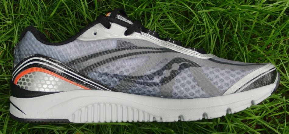 [Saucony-Kinvara-2-Medial4.jpg]