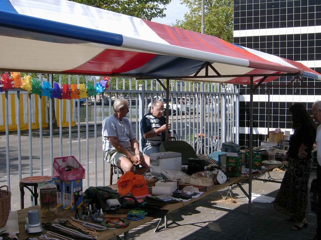 2005 - Rommelmarkt, 26-06 005.jpg