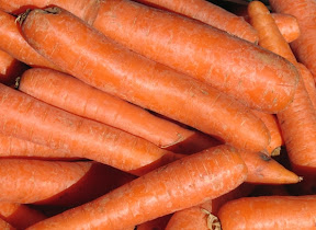 25 Foods Women Should Eat to Defy Aging Process anti aging food, carrot