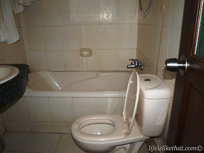 guilin, hostel