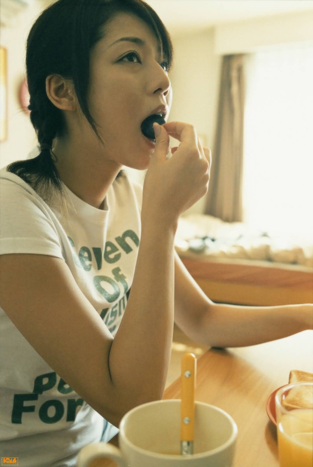 [b_my018.jpg]