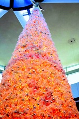 p-xmas-tree-at-dubai-mall