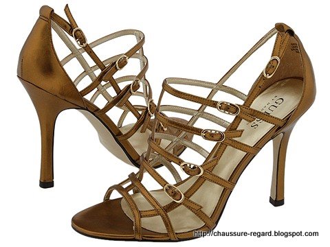 Chaussure regard:chaussure-637559
