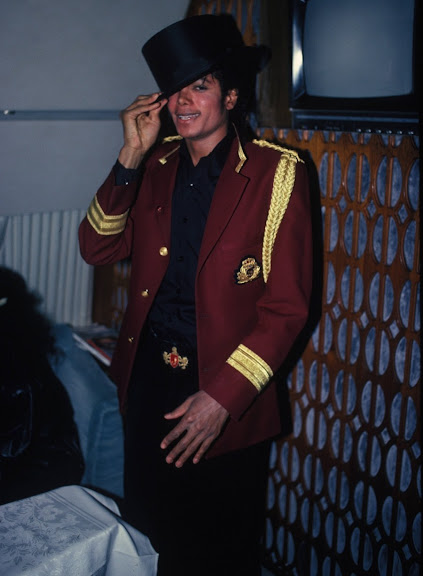 MJ-caribou-ranch-michael-jackson-11513486-900-1225.jpg