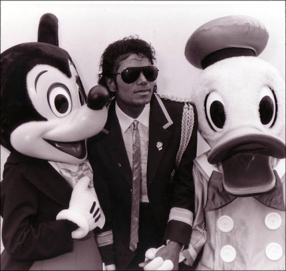 happybirthdaymichaelmic.jpg