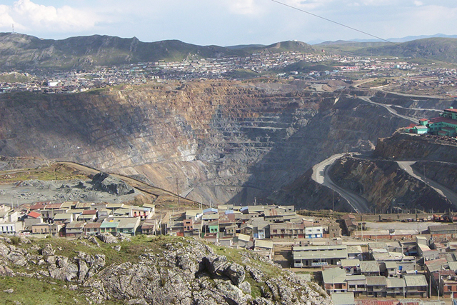 Cerro de Pasco mine, Peru. Greg Hayes