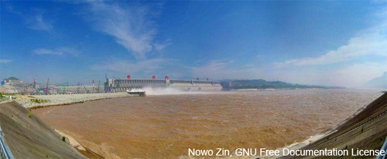 The Three Gorges Dam and Reservoir. Declining water reserves in the Danjiangkou Reservoir in Hubei Province have led to the suggestion that this might have to be used as an additional source for the South-to-North Water Diversion Project. Nowo Zin via water-technology.net