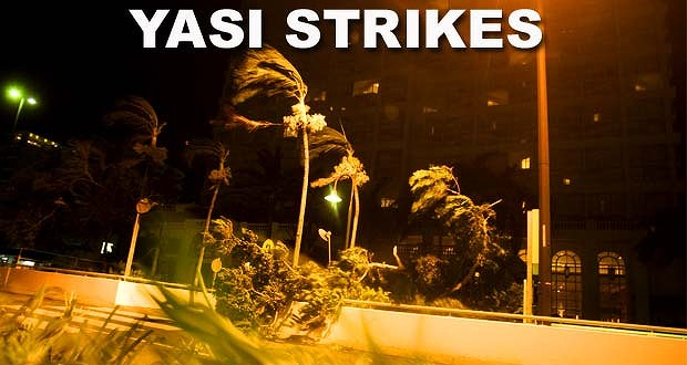 Yasi Strikes. The front-page photo of the Sydney Morning Herald on 2 February 2011. smh.com.au