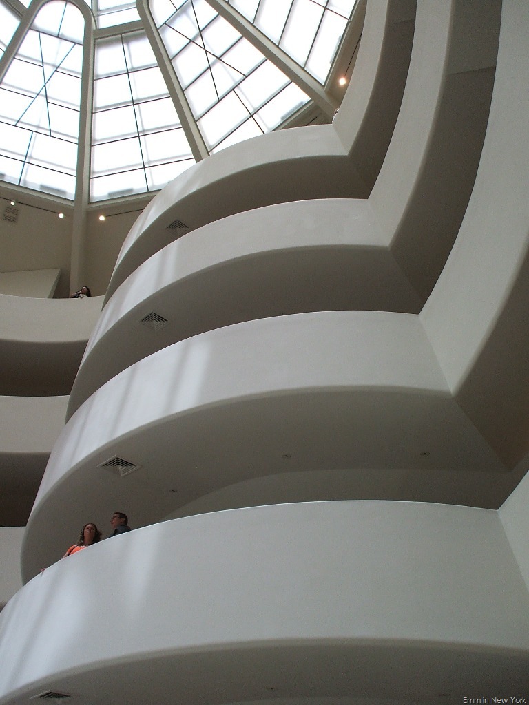 [Guggenheim Museum interior (2)[2].jpg]