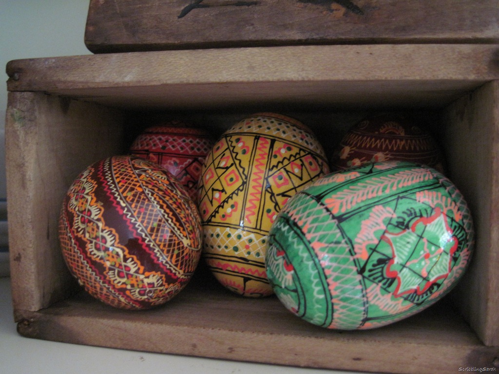 [Ukraine Easter Eggs[9].jpg]