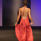 presentace nastavení 1 sec. LÉTO- NYMFY finále Top Styl Designer 2006 UNIVERSE VERSE UNI -střih bezezbytku - společenský oděv