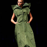presentace nastavení 1 sec. ZIMA -PRINCEZNY finále Top Styl Designer 2006 UNIVERSE VERSE UNI -střih bezezbytku - společenský oděv
