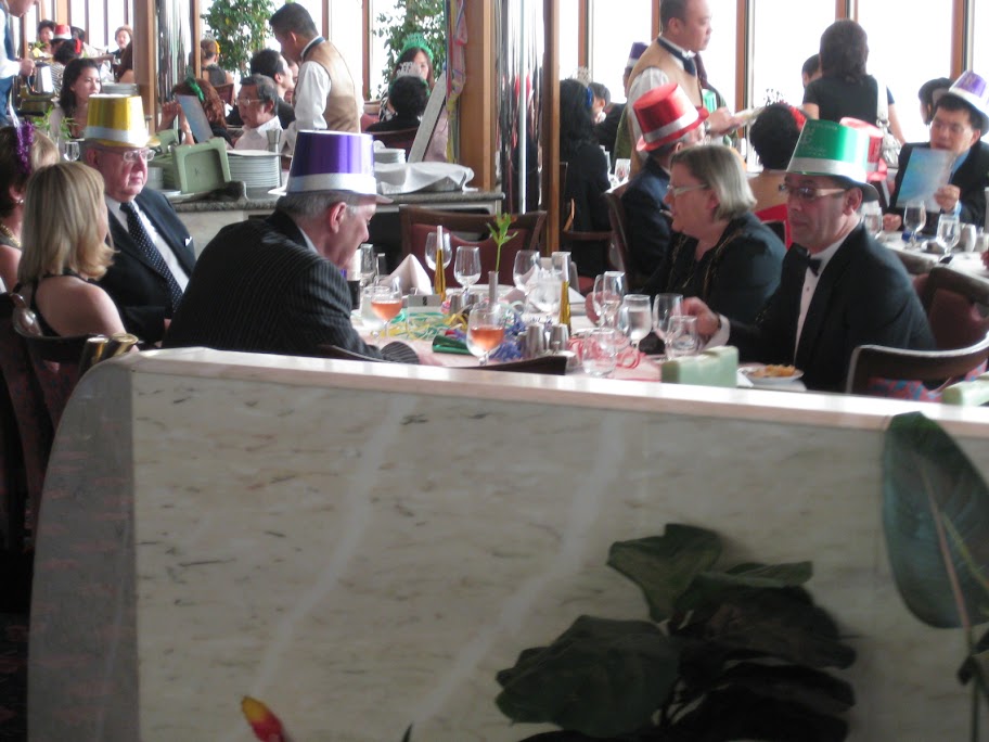 Торжественные вечера и дресс-код в круизах