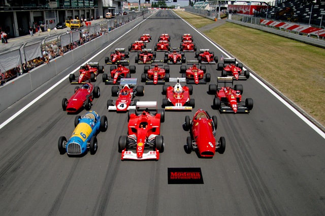 [Ferrari_Formula_1_lineup_at_the_Nürburgring[13].jpg]