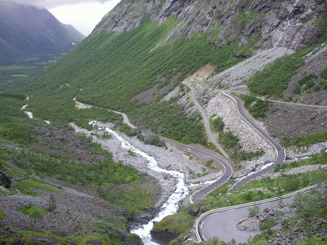 Norsko 116 Trollvegen.jpg