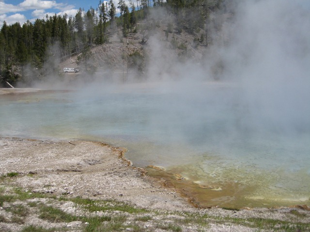 [Potluck & Yellowstone 020[3].jpg]