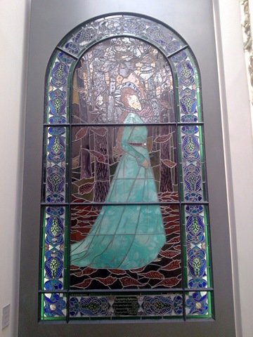 [stained glass[7].jpg]