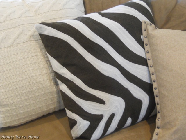[LivingRoomJuly20100056.jpg]