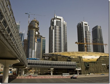 Dubai - Metro