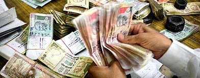 [money1_280211_60[3].jpg]