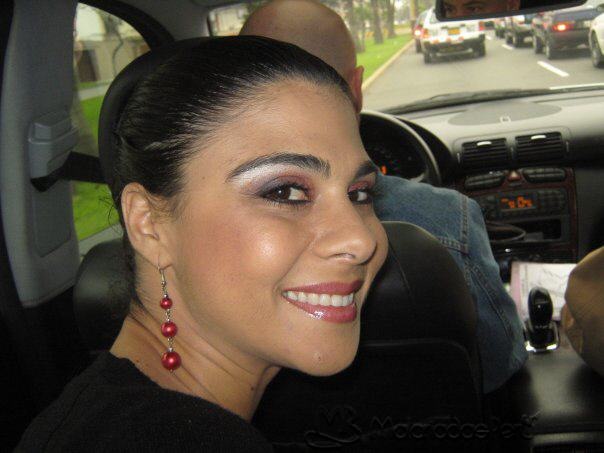 [claudia-abusada-fotos-malcriadasperu-0s[2].jpg]